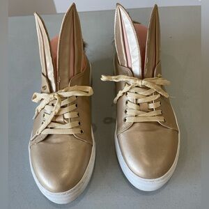 Milla Bunny Sneakers women's size 39 cosplay ears tail faux fur lace up shoes
